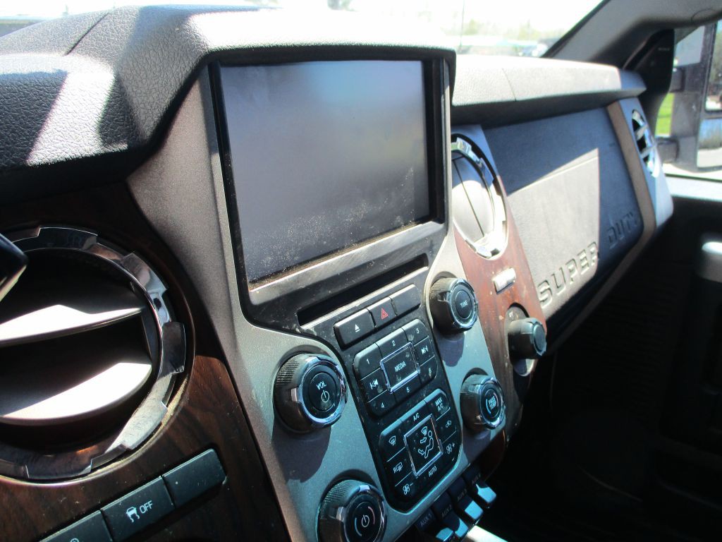 2015 Ford F-250 Image 10