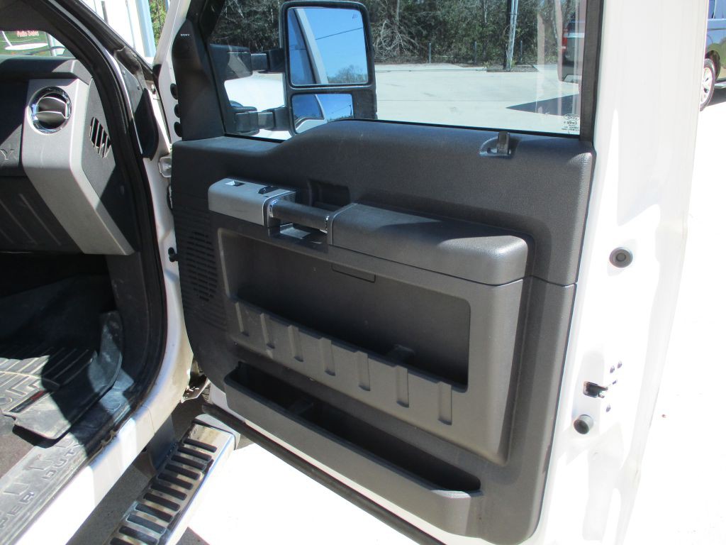 2015 Ford F-250 Image 18