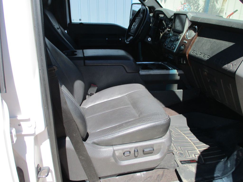 2015 Ford F-250 Image 19