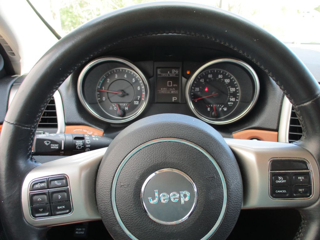 2013 Jeep Grand Cherokee Image 15