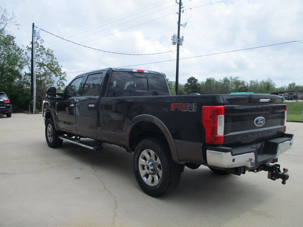 2017 Ford F-350 Image 7