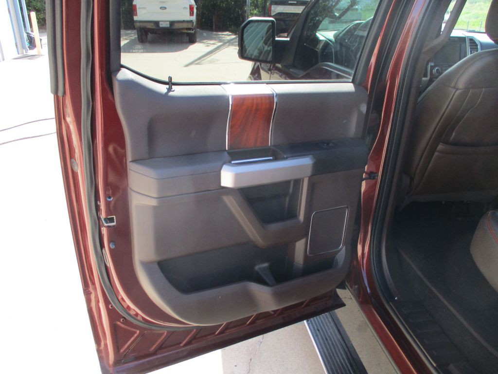 2015 Ford F-150 Image 13
