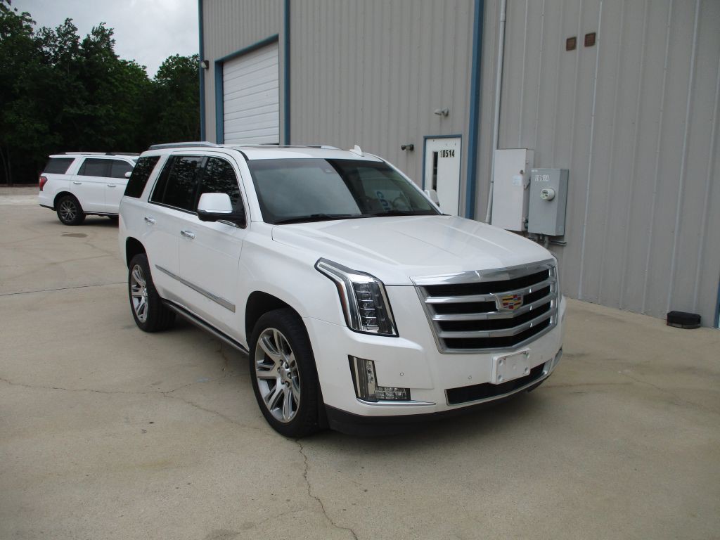 2016 Cadillac Escalade Image 1