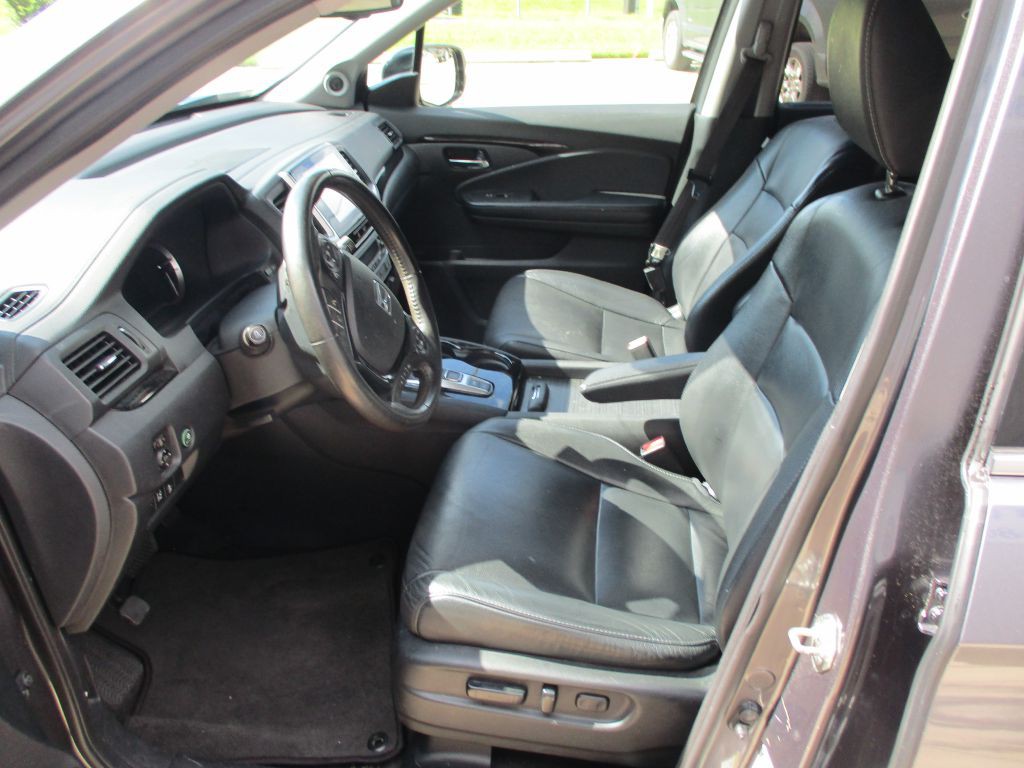 2016 Honda Pilot Image 6
