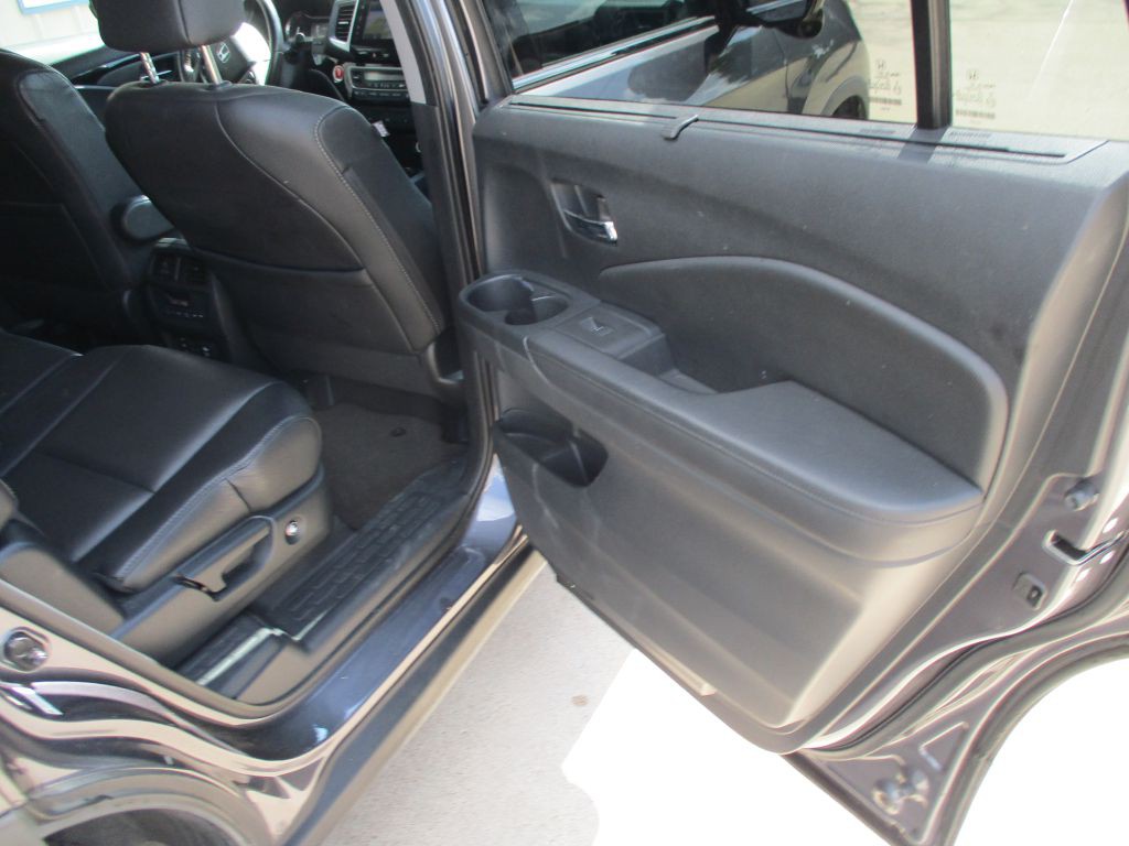 2016 Honda Pilot Image 14