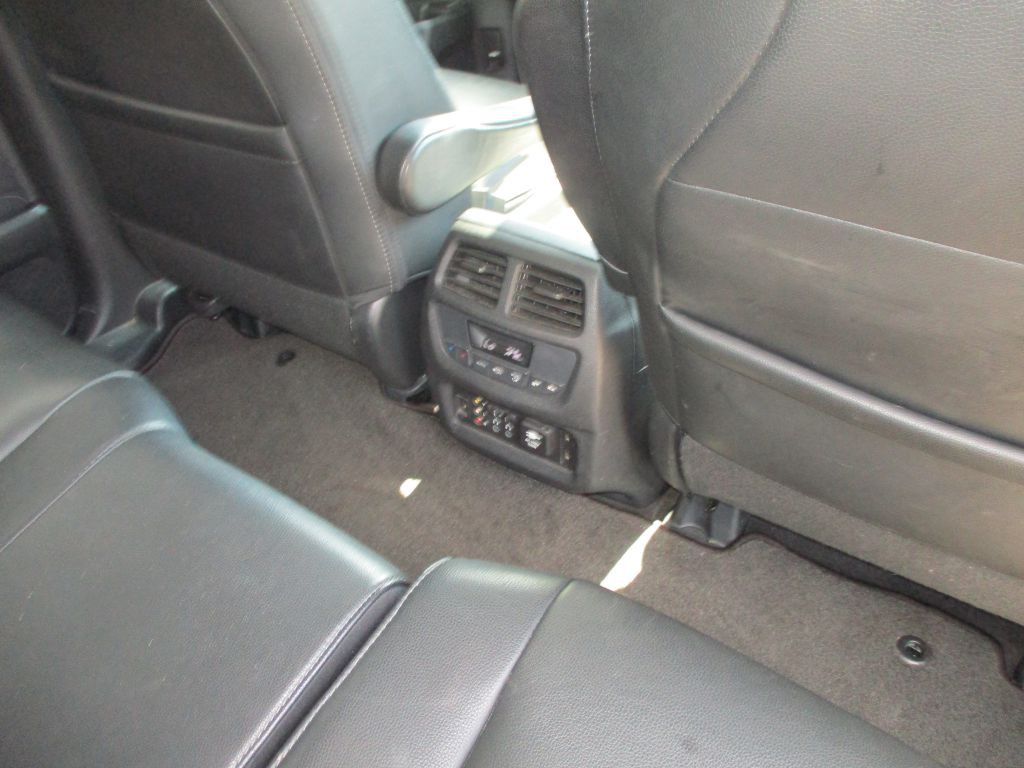 2016 Honda Pilot Image 16