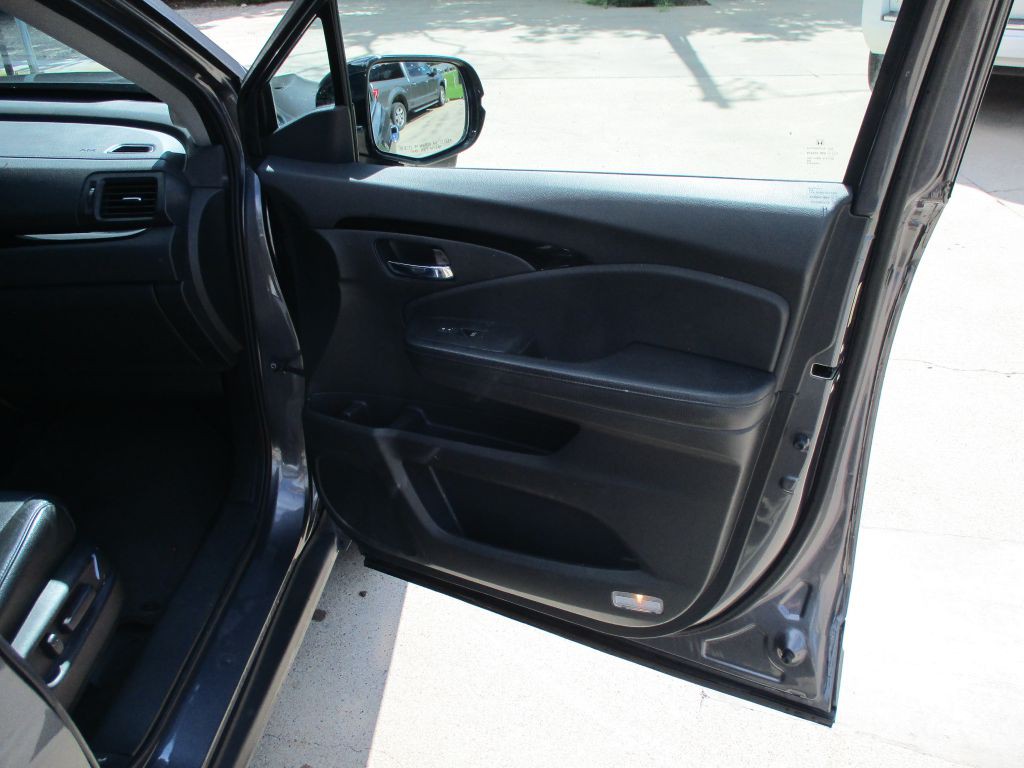 2016 Honda Pilot Image 18