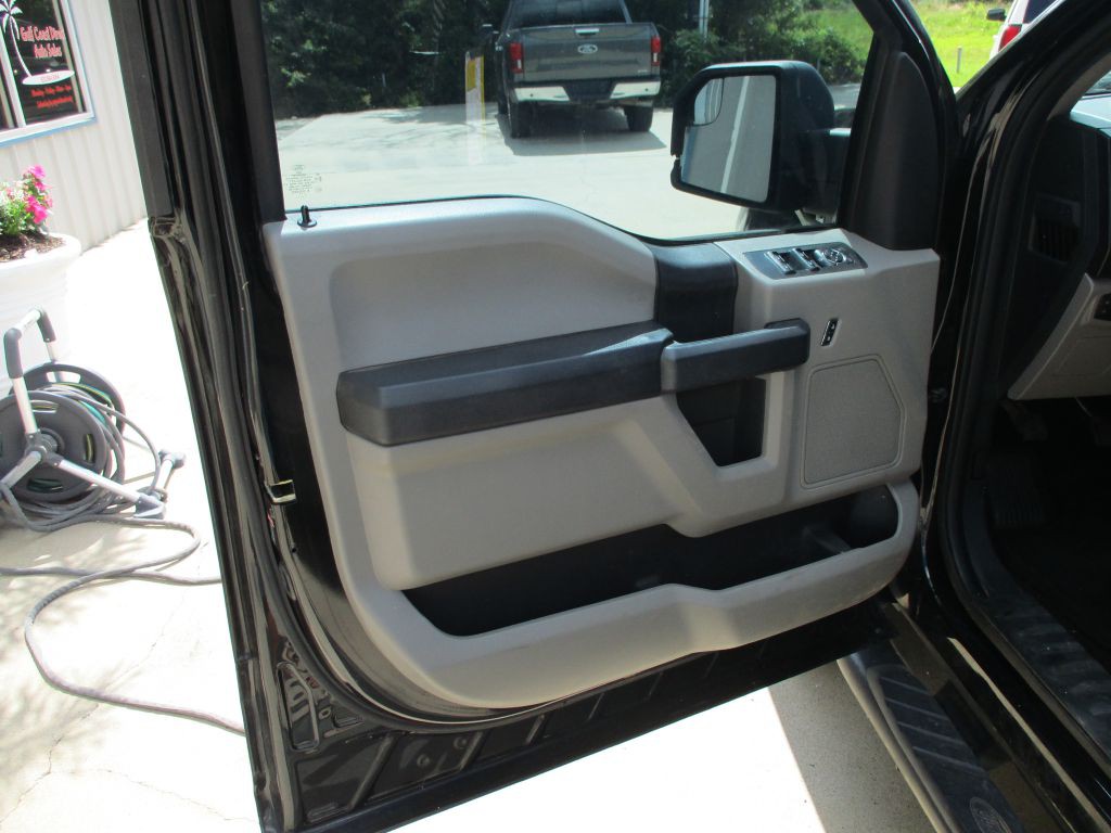 2017 Ford F-150 Image 7