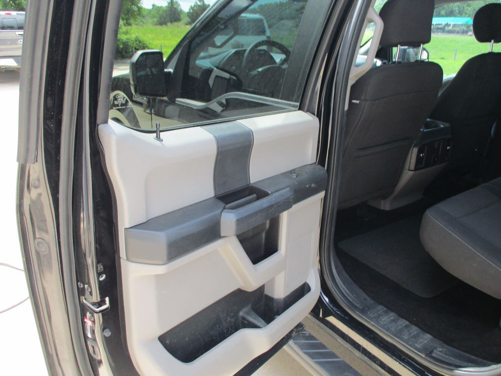 2017 Ford F-150 Image 12