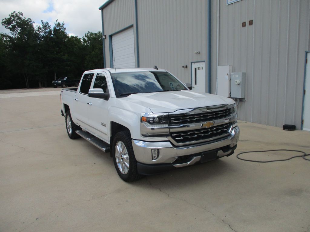 2018 Chevrolet Silverado 1500 Image 1