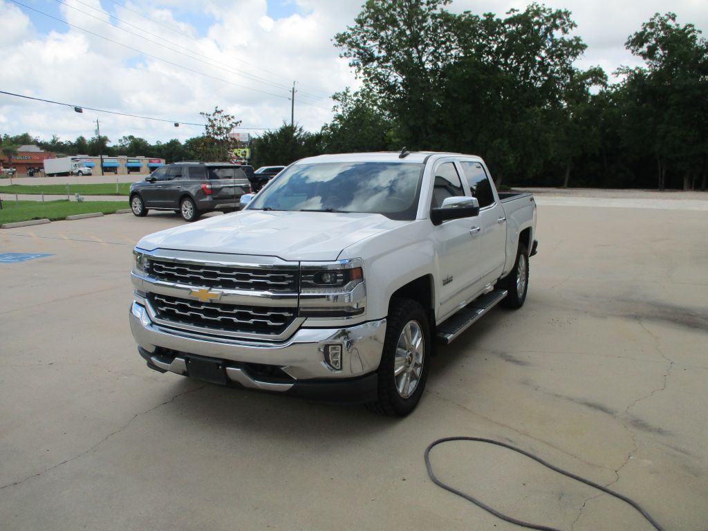 2018 Chevrolet Silverado 1500 Image 2