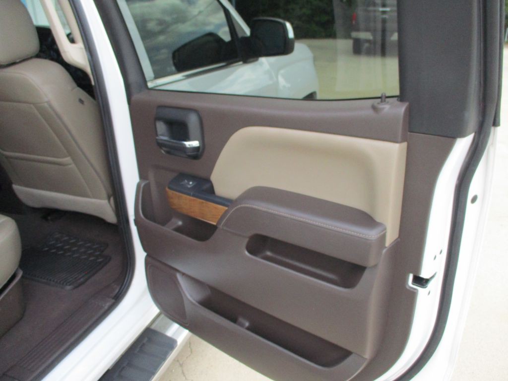 2018 Chevrolet Silverado 1500 Image 16