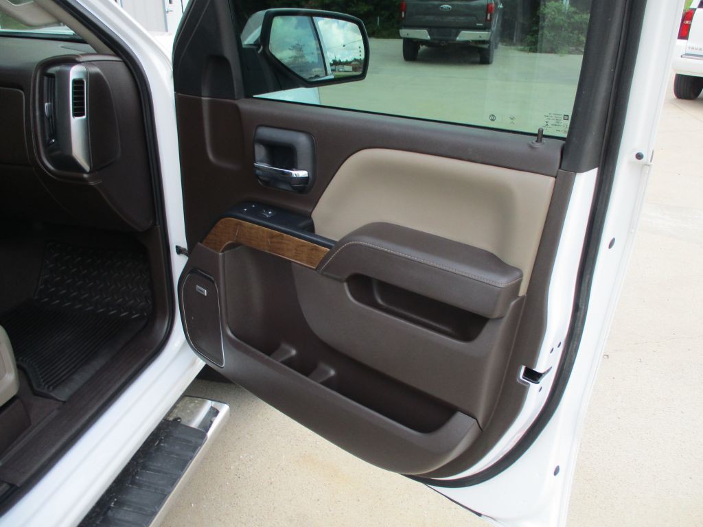 2018 Chevrolet Silverado 1500 Image 19