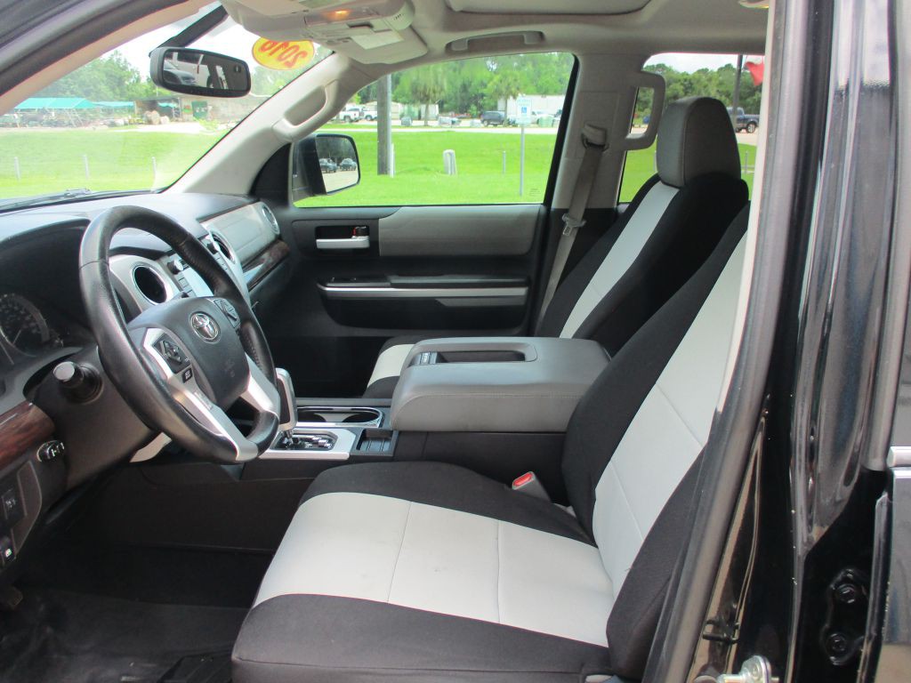 2016 Toyota Tundra Image 8