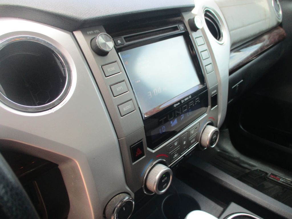 2016 Toyota Tundra Image 10