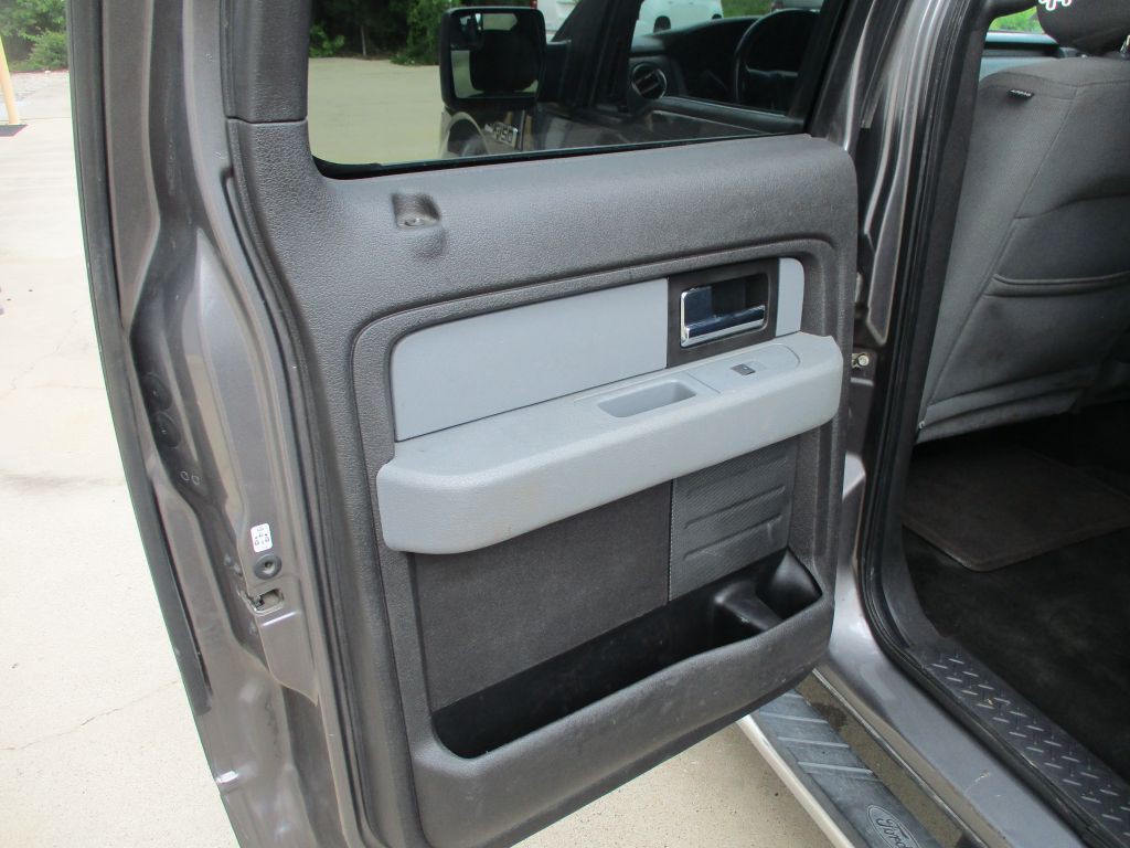 2012 Ford F-150 Image 12