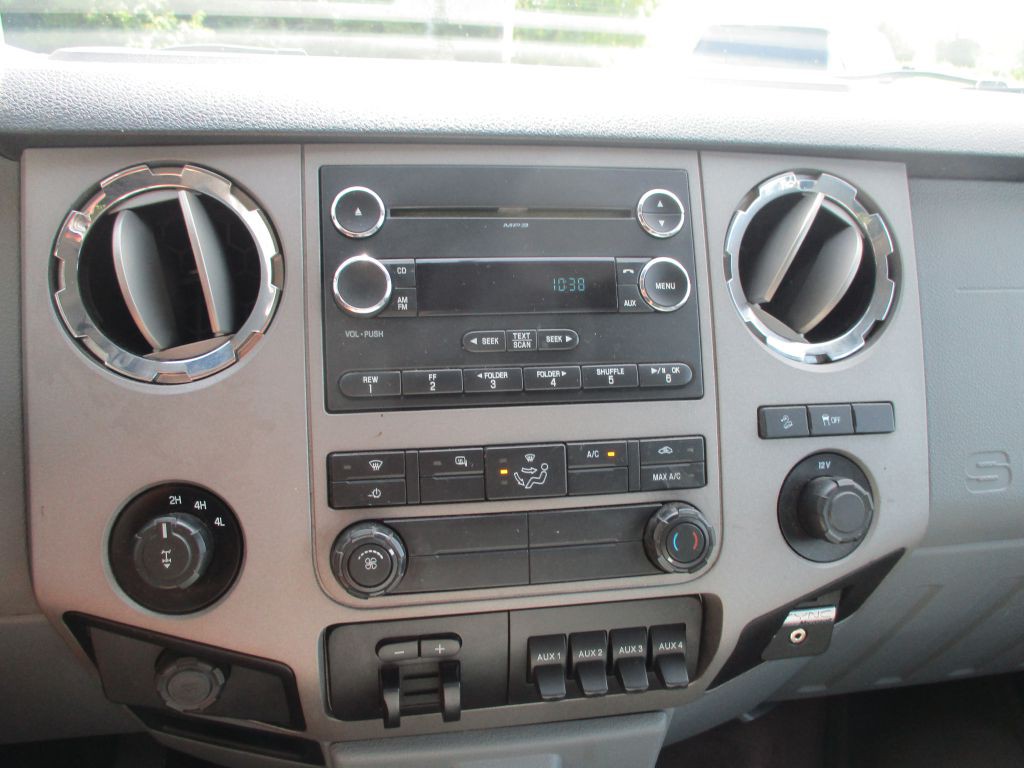 2013 Ford F-350 Image 16
