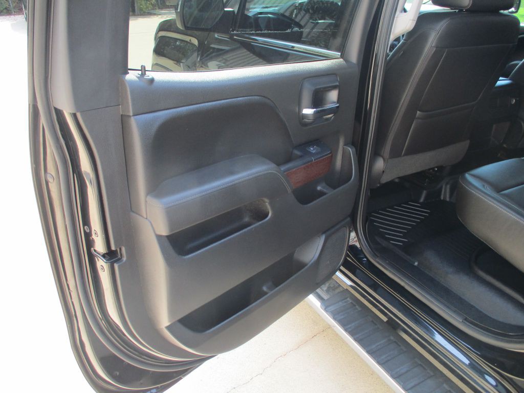 2018 GMC Sierra Image 11