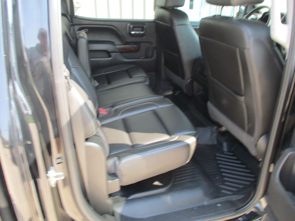 2018 GMC Sierra Image 14