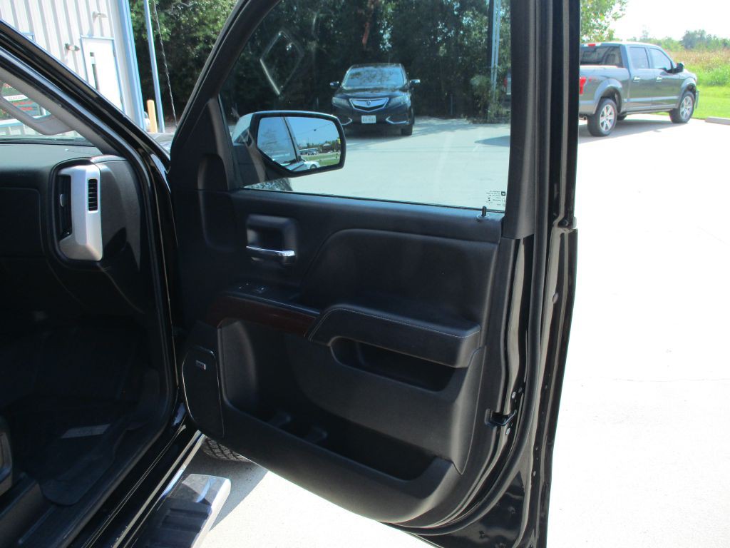 2018 GMC Sierra Image 15