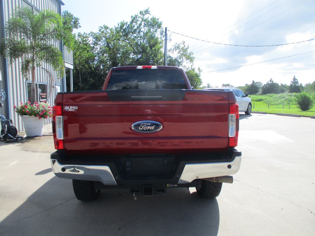 2017 Ford F-350 Image 4