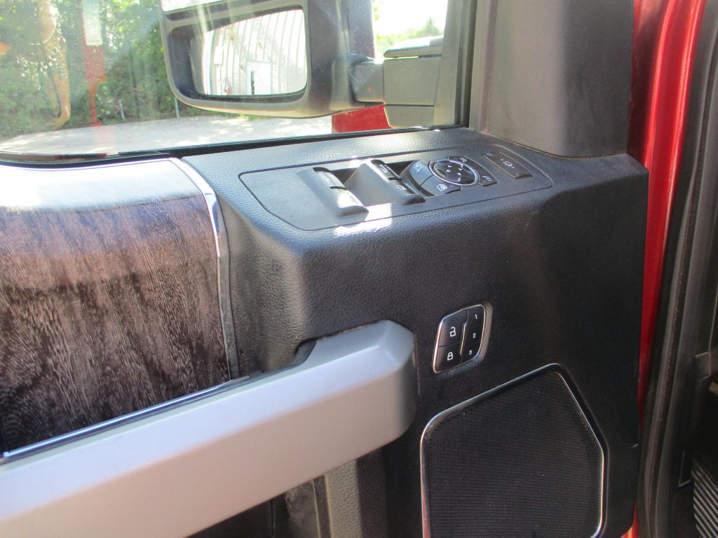 2017 Ford F-350 Image 9