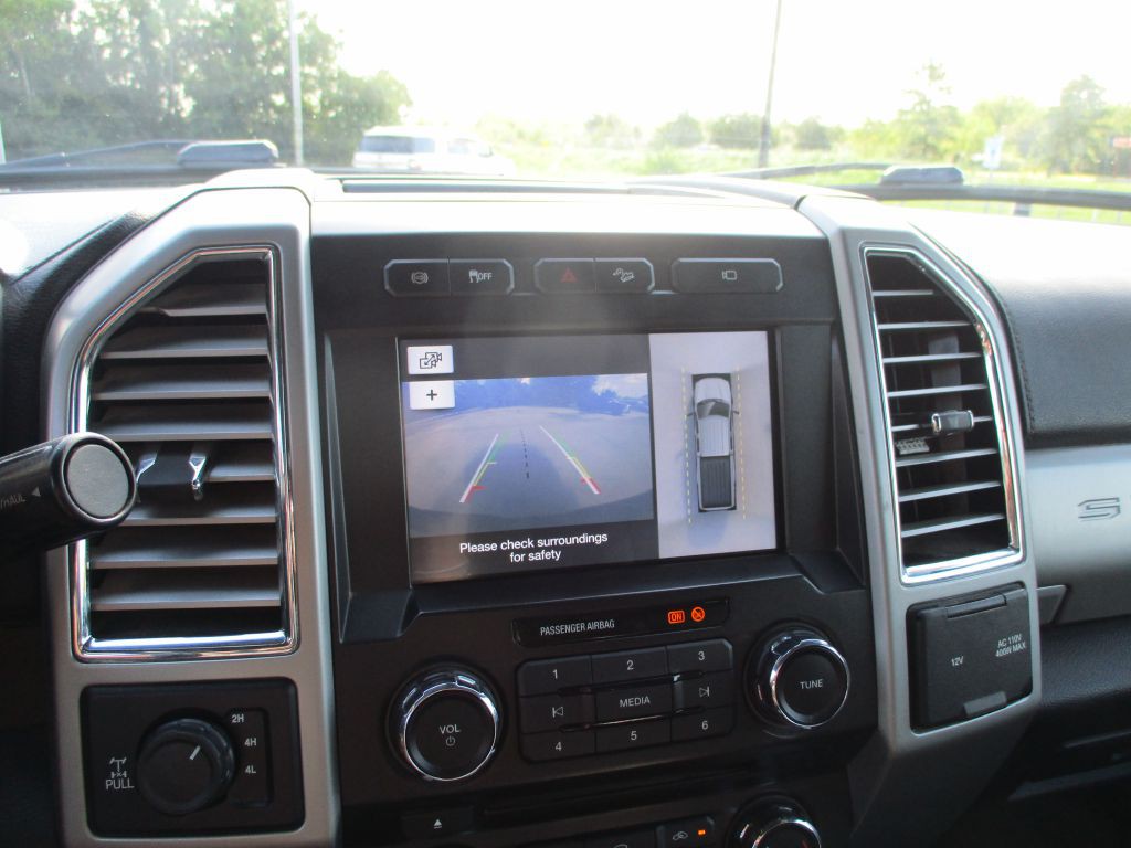 2017 Ford F-350 Image 20