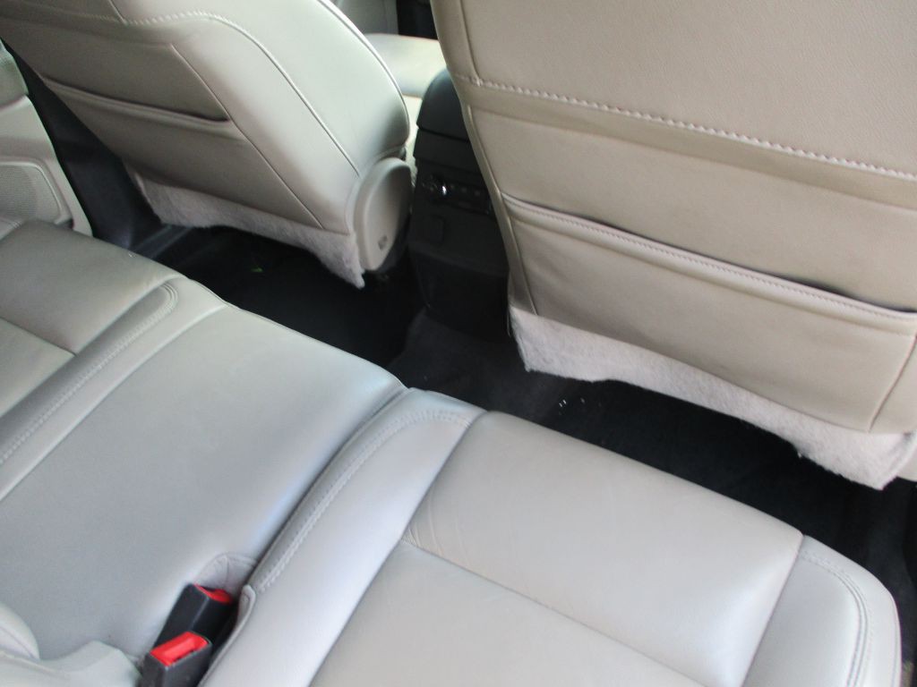 2014 Ford Explorer Image 17