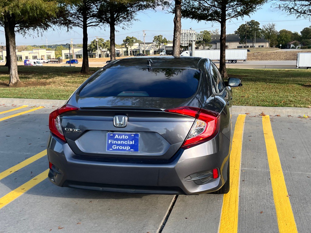 2018 Honda Civic Image 11