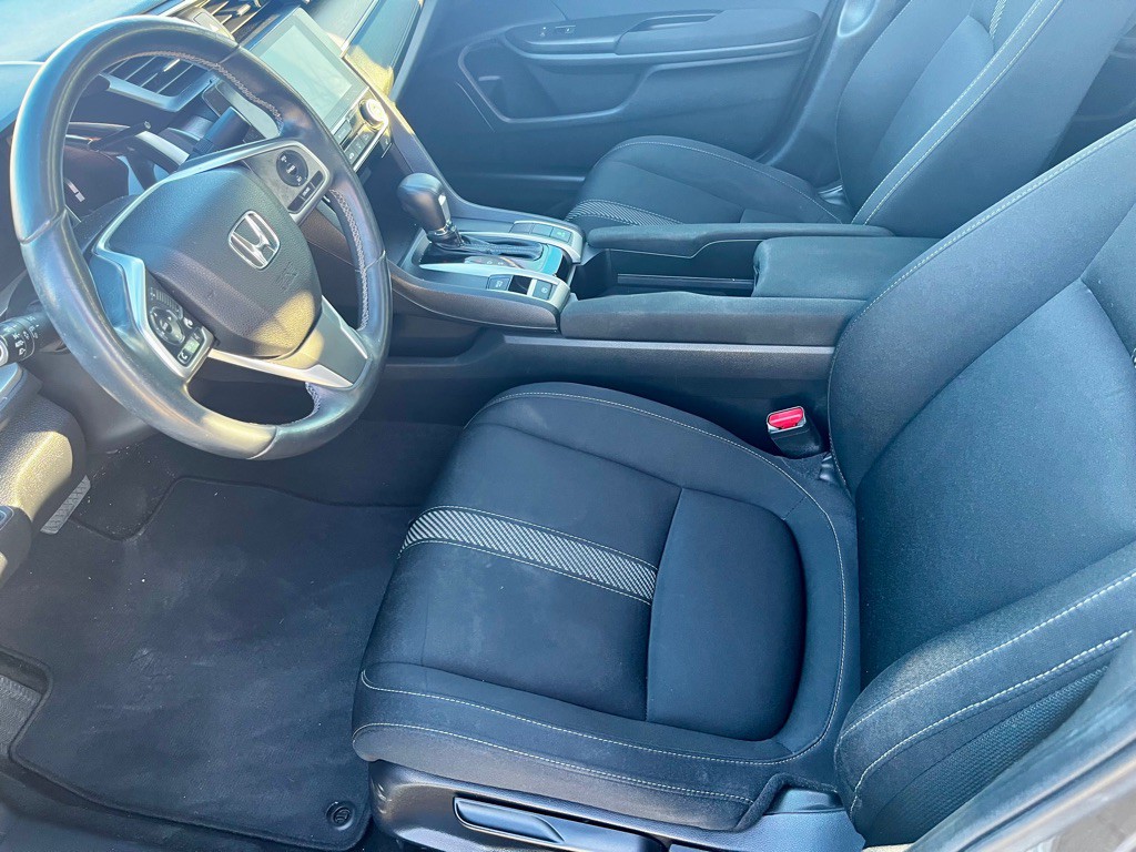 2018 Honda Civic Image 21