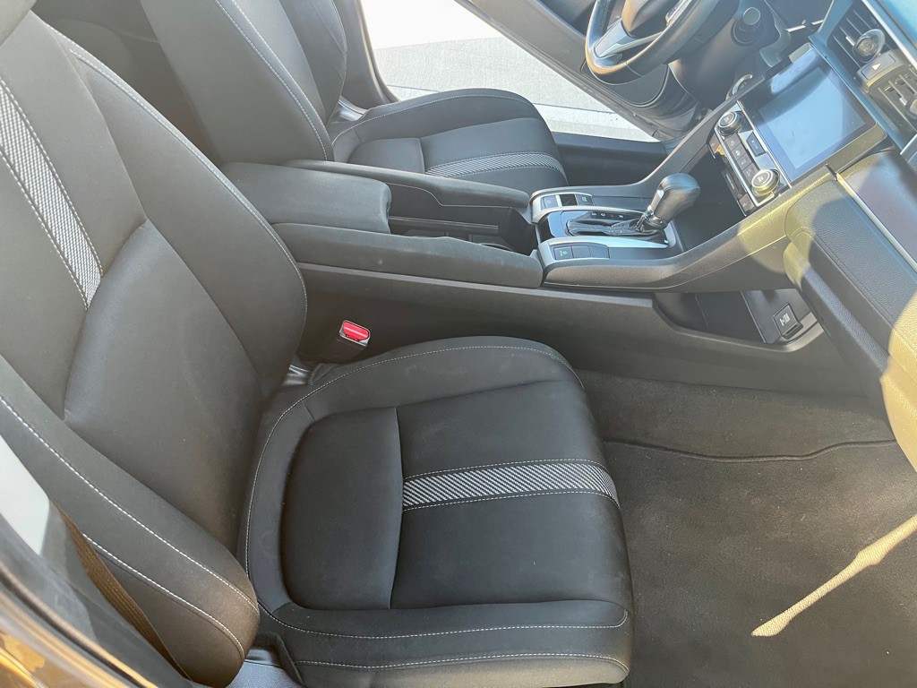 2018 Honda Civic Image 22
