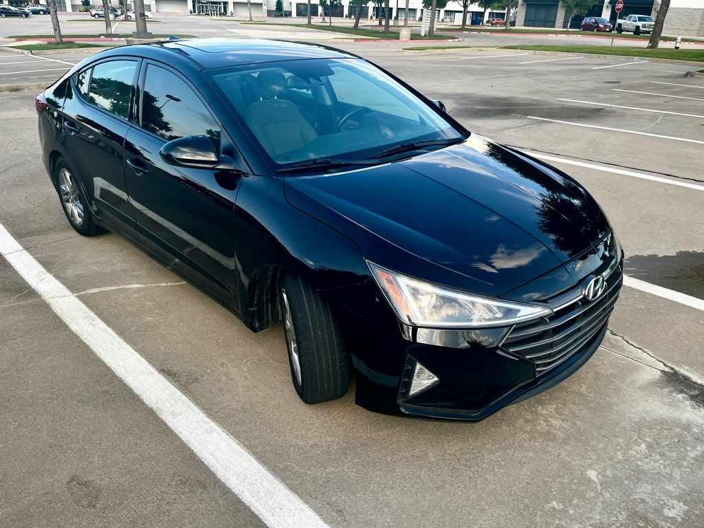 2020 Hyundai Elantra Image 1