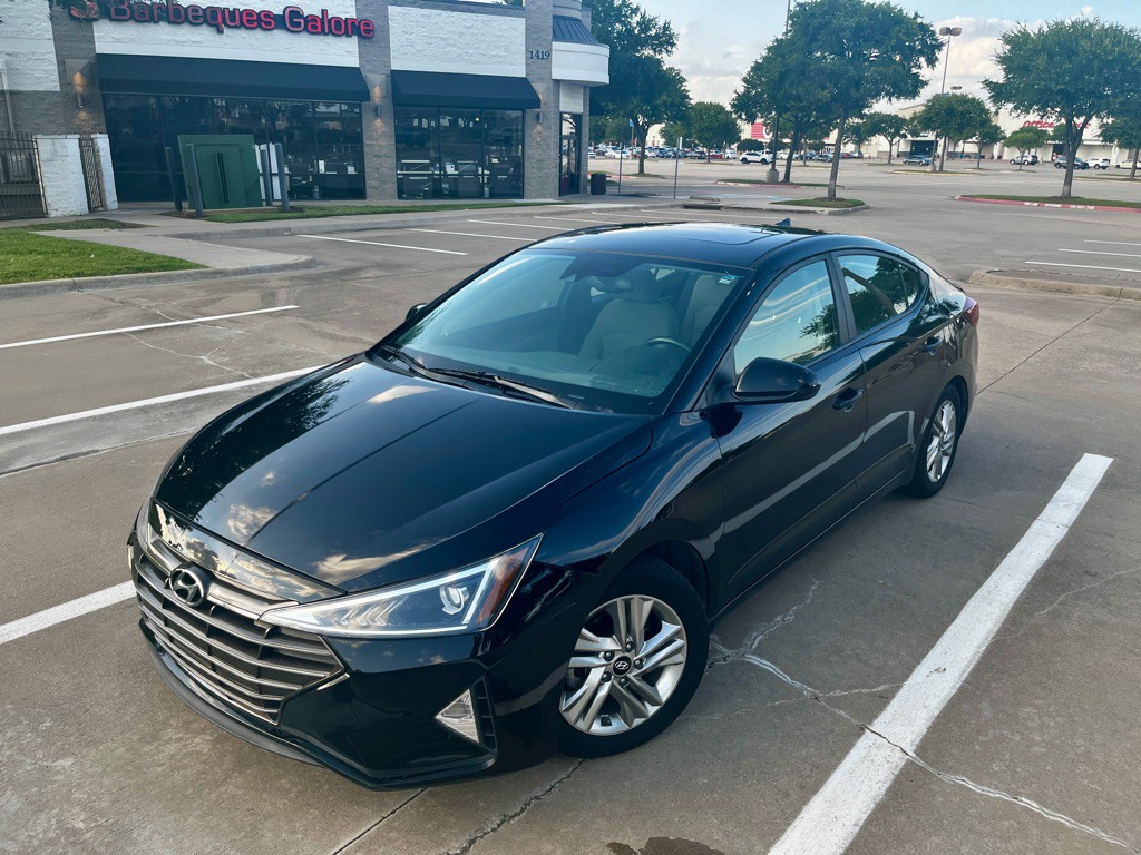 2020 Hyundai Elantra Image 2