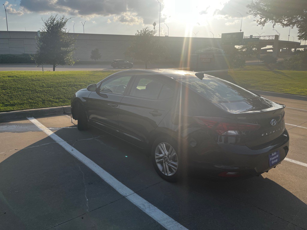 2020 Hyundai Elantra Image 4