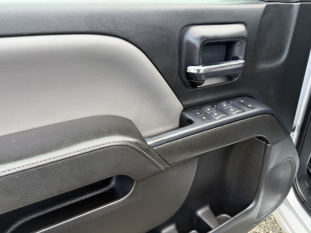 2015 Chevrolet Silverado 1500 Image 13