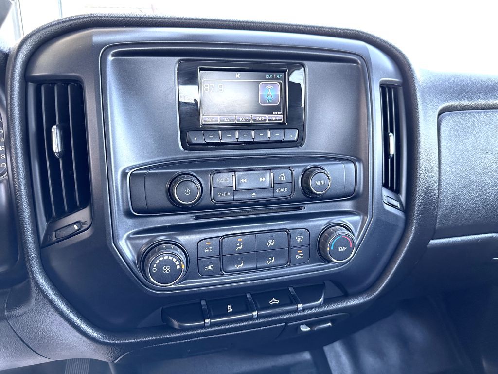 2015 Chevrolet Silverado 1500 Image 18