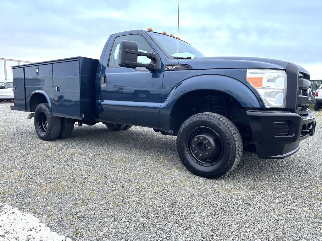2015 Ford F-350 Image 4
