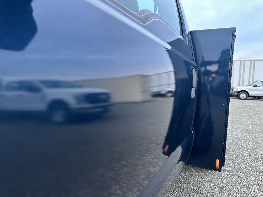 2015 Ford F-350 Image 22