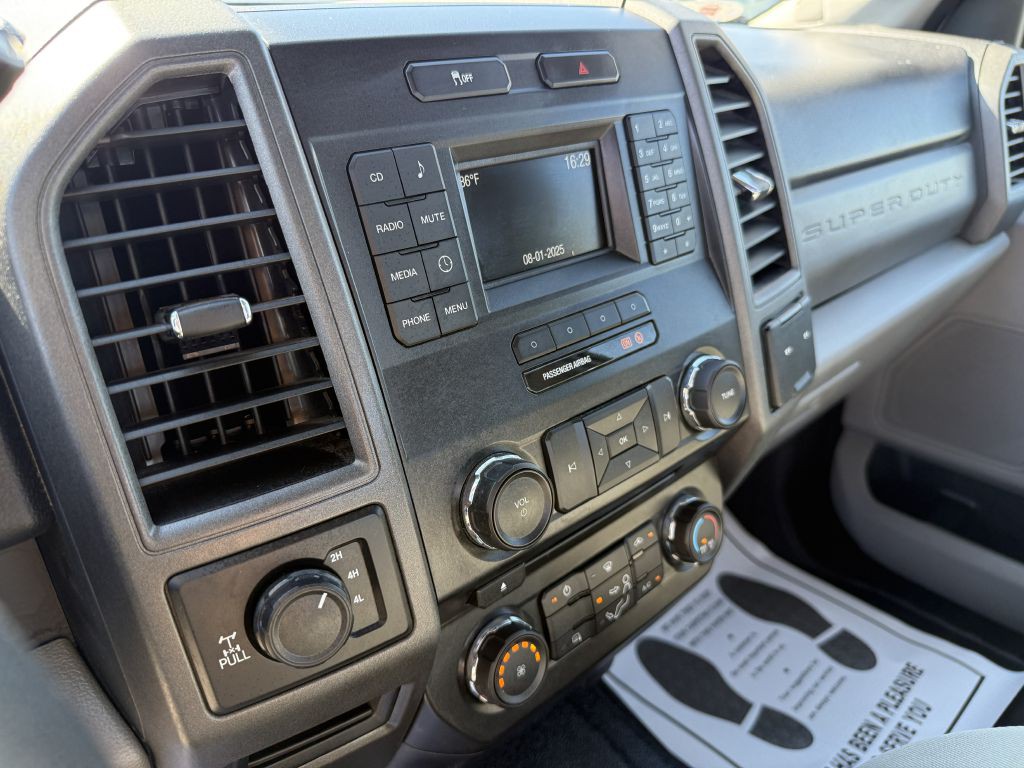 2018 Ford F-250 Image 19