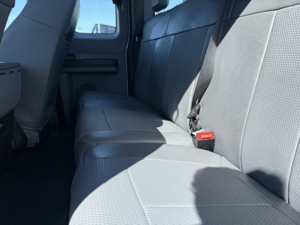 2015 Ford F-250 Image 16