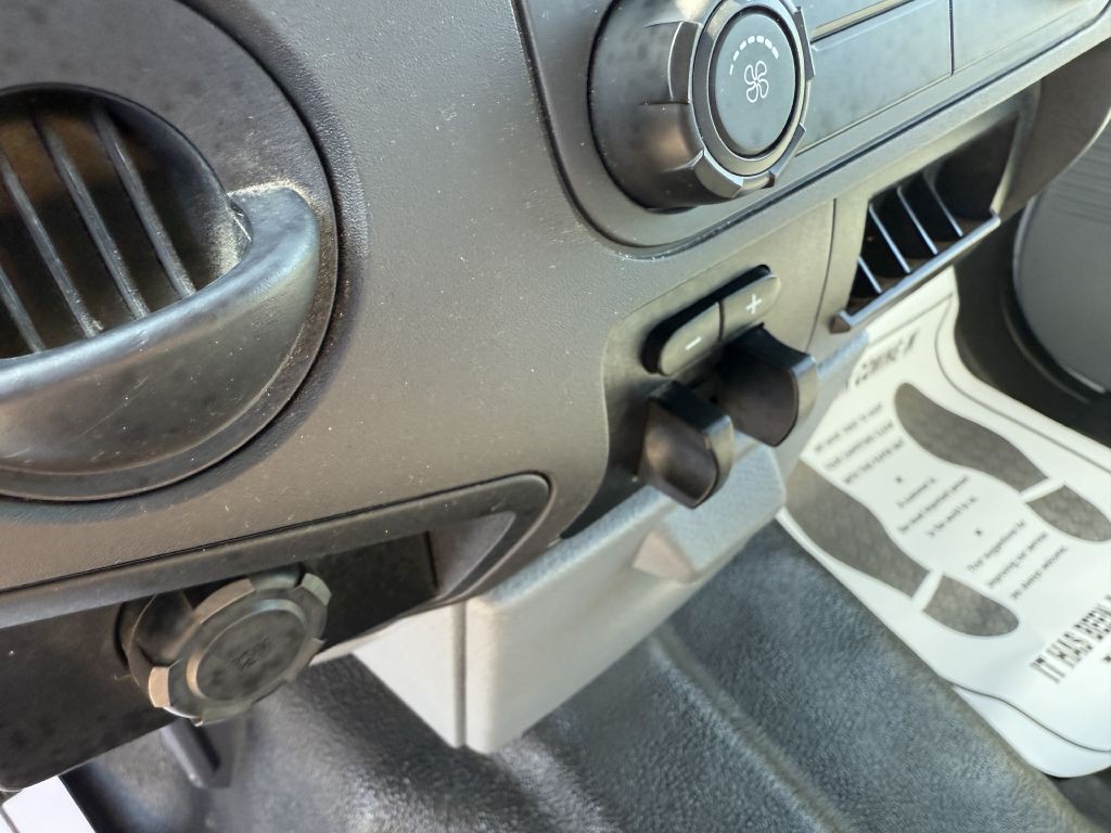 2015 Ford F-250 Image 19
