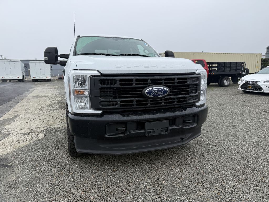 2023 Ford F-250 Image 3
