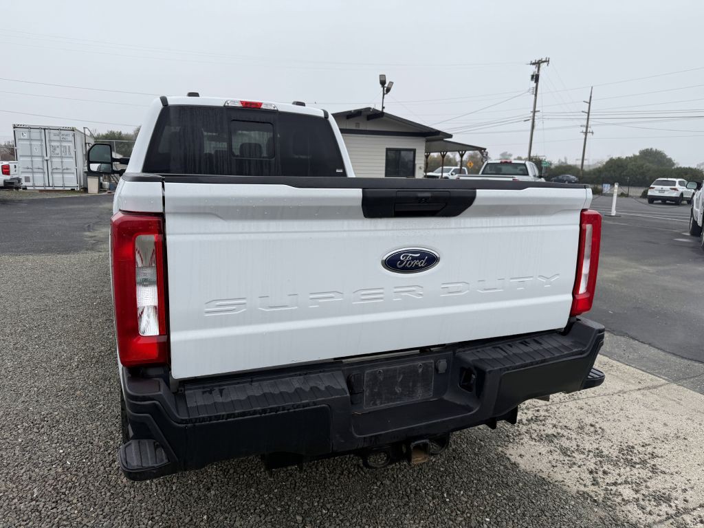 2023 Ford F-250 Image 8