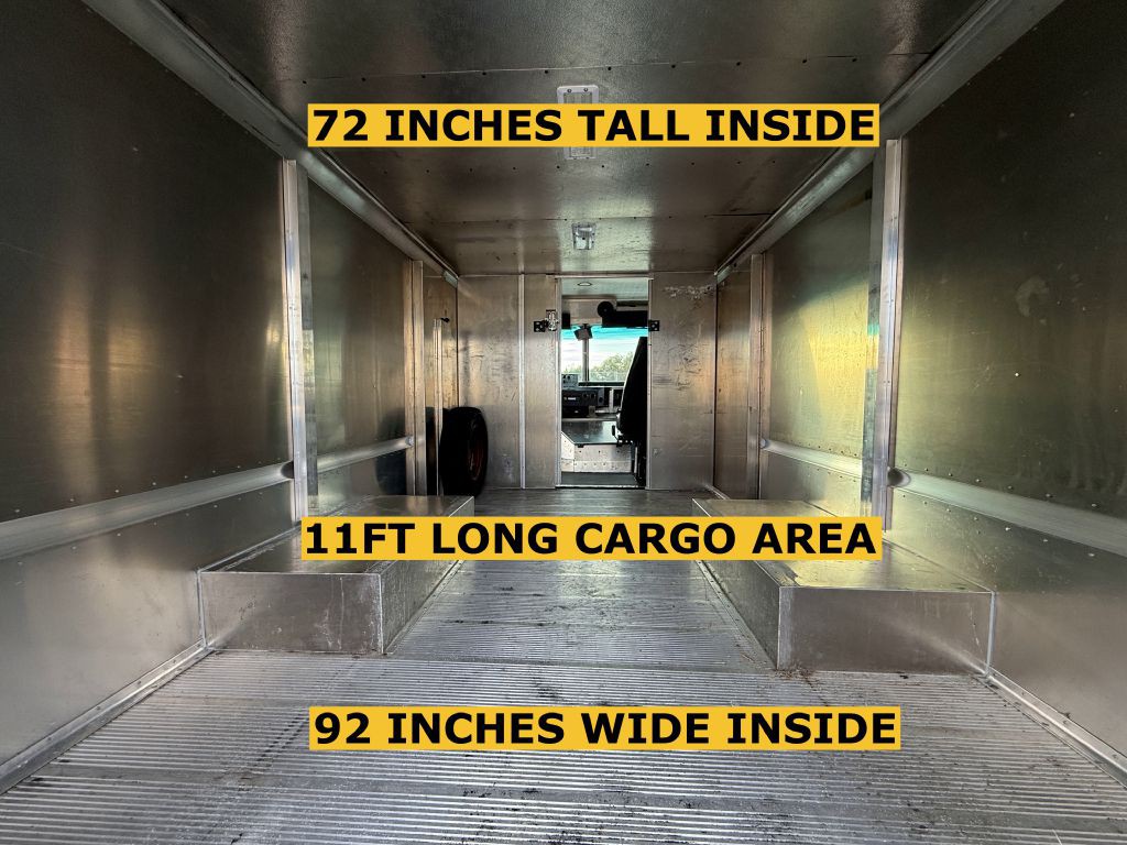 2017 Ford Econoline Image 18