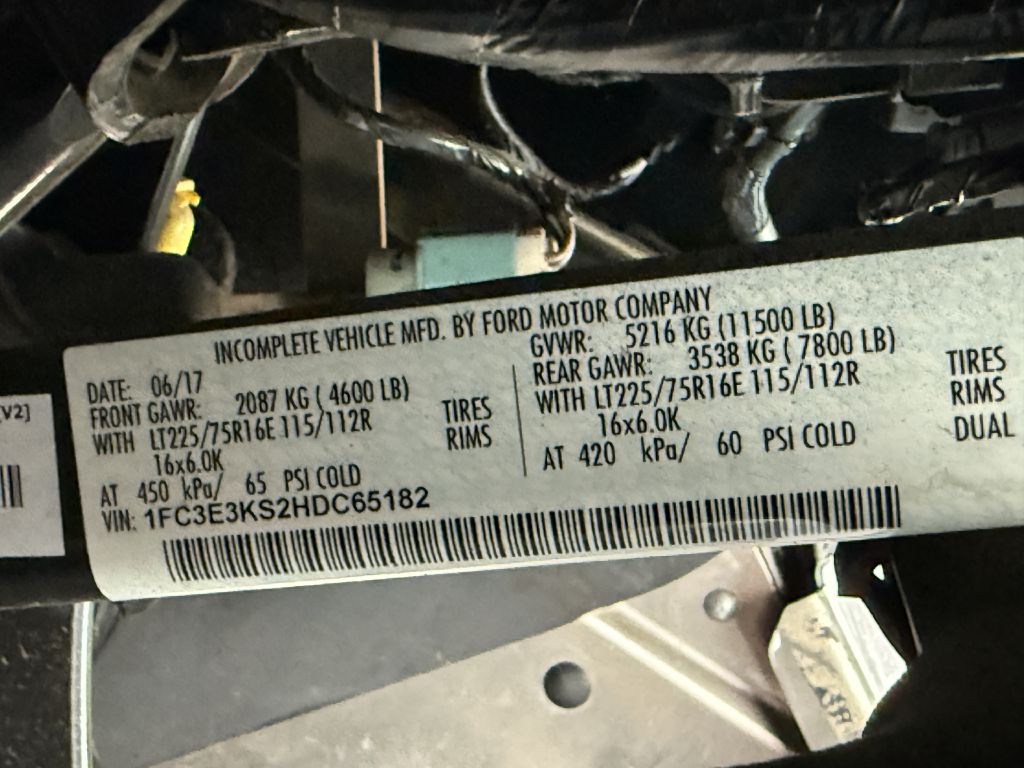 2017 Ford Econoline Image 19