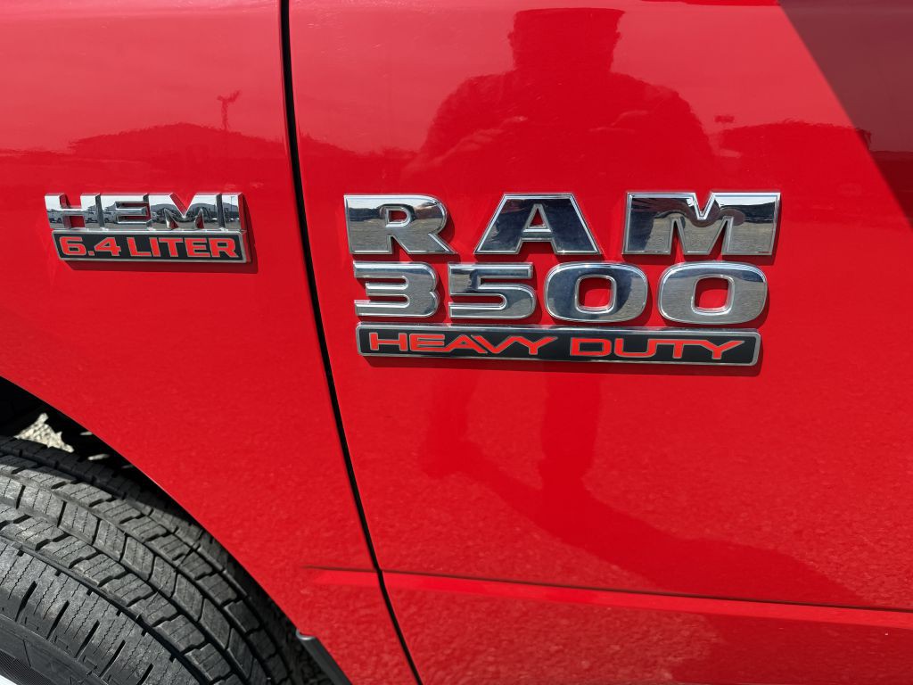2014 RAM 3500 Image 9