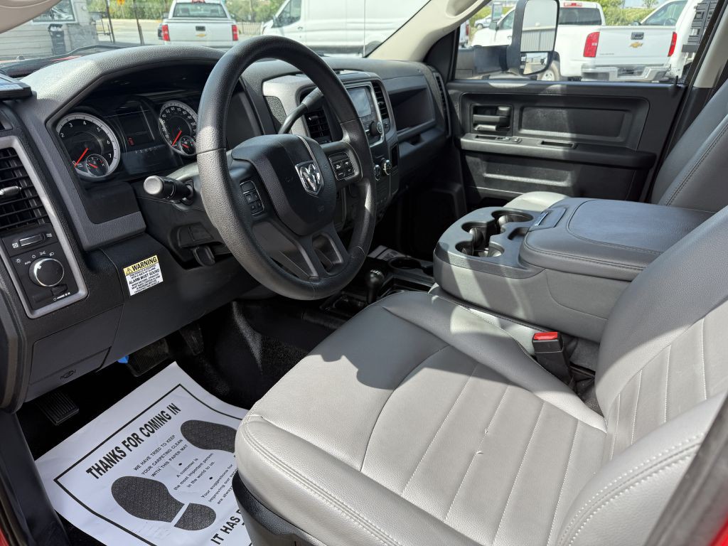 2014 RAM 3500 Image 16