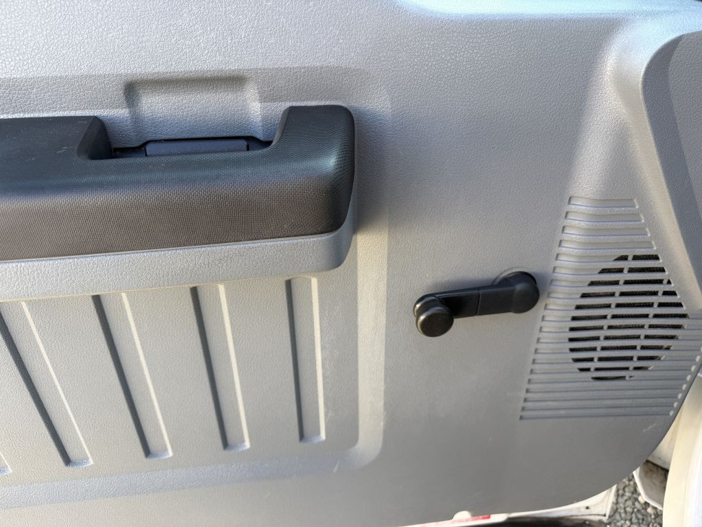 2015 Ford F-250 Image 21