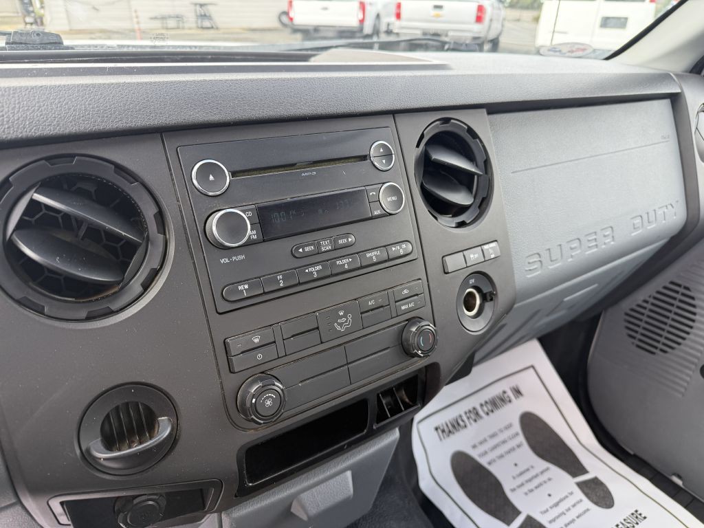 2015 Ford F-250 Image 18