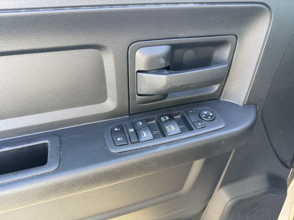 2019 RAM 1500 Image 12
